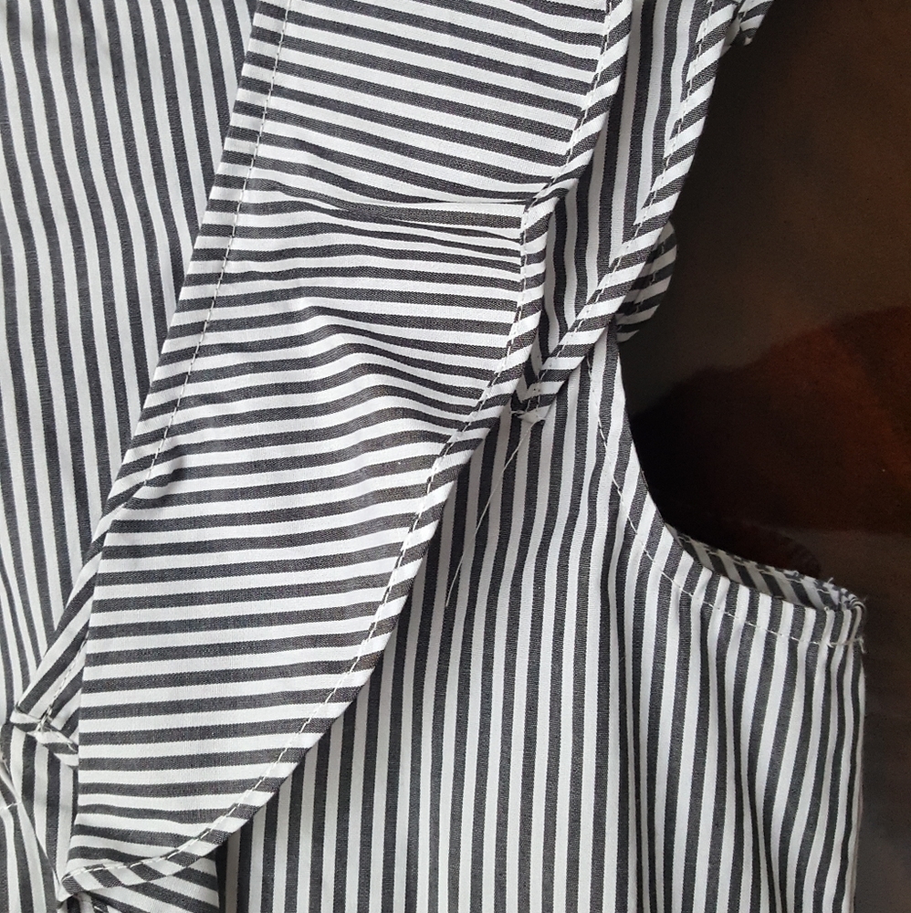 J. Crew Sleevless Striped Ruffle Top - Picture 7 of 10